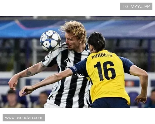 英超半场战报 乔林顿头球险破门 纽卡暂时与诺丁汉森林战成平局